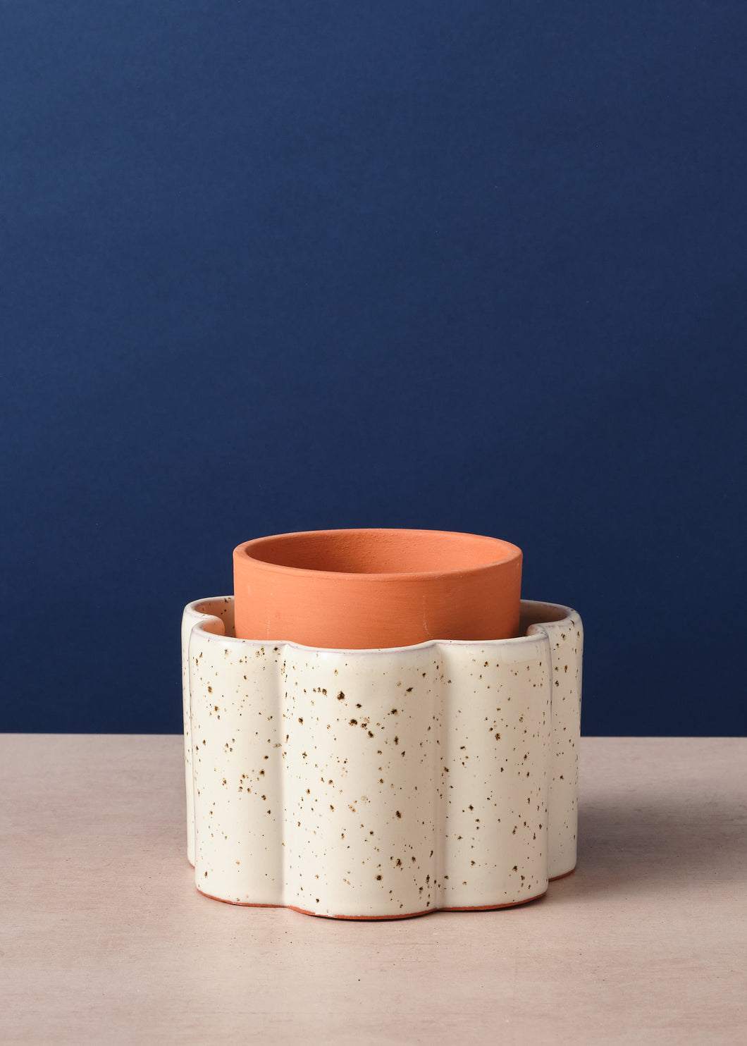 Planter Paula Speckled White